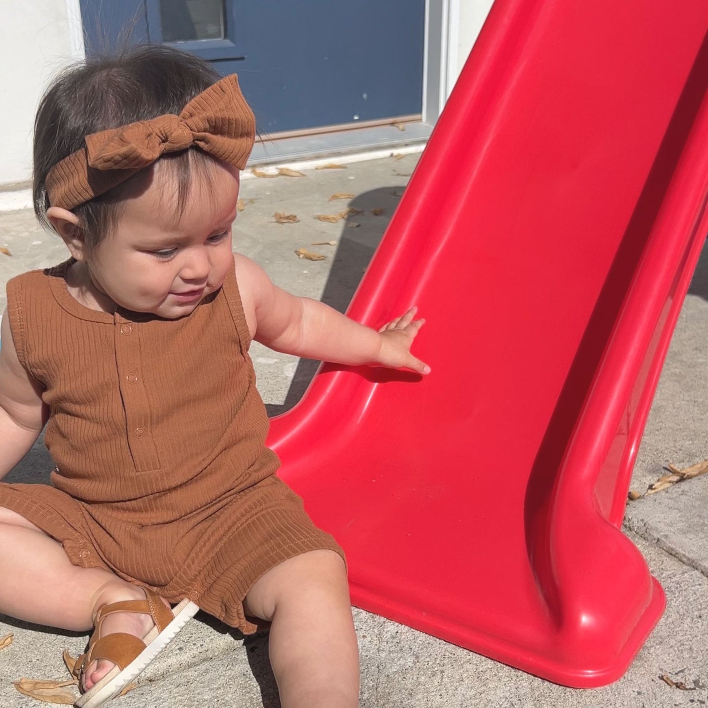 Sleeveless Baby Romper Brown – Made with Organic Cotton